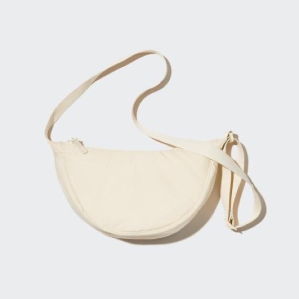 🆕 Uniqlo Round Mini Crescent Bag Natural/Cream/White Crossbody Shoulder Bag